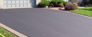 Best Concrete Driveway Installation  in Desert Aire, WA